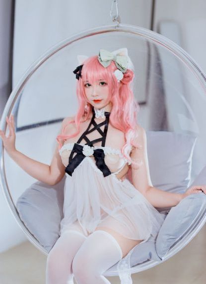 亚洲制服卡通动漫丝袜_158分钟完整版动漫免费观看