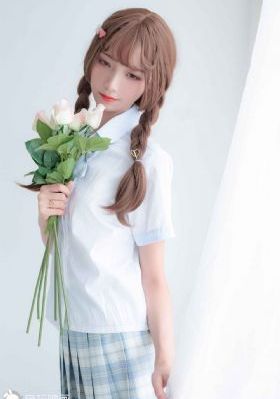 欧美三级aaa_720手机在线观看