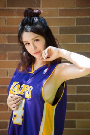 希思黎全能乳搭配什么爽肤水_4K高清视频播放